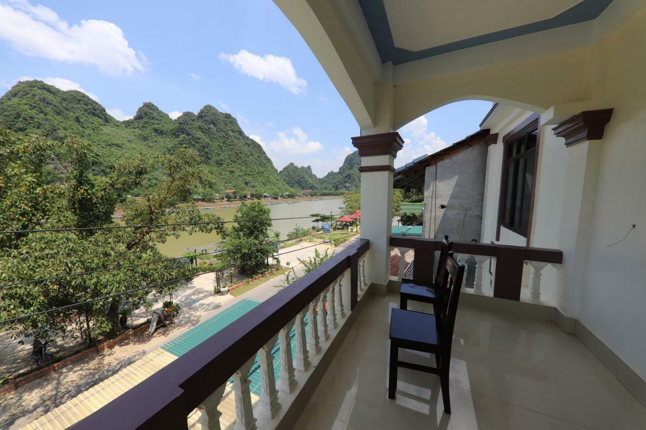 Son Doong Riverside 2*