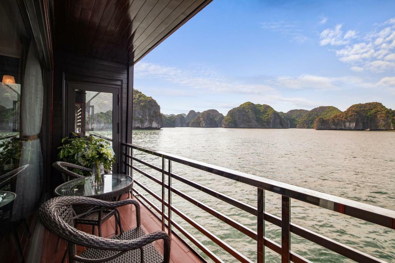 La Pandora Cruises