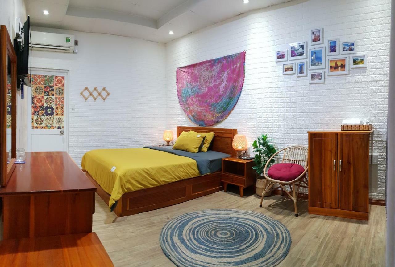 Lighthouse Boutique Chi Khu Co Ong