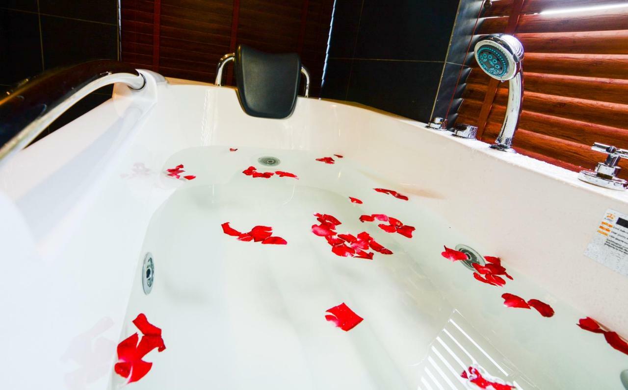 Khách sạn The View 4*