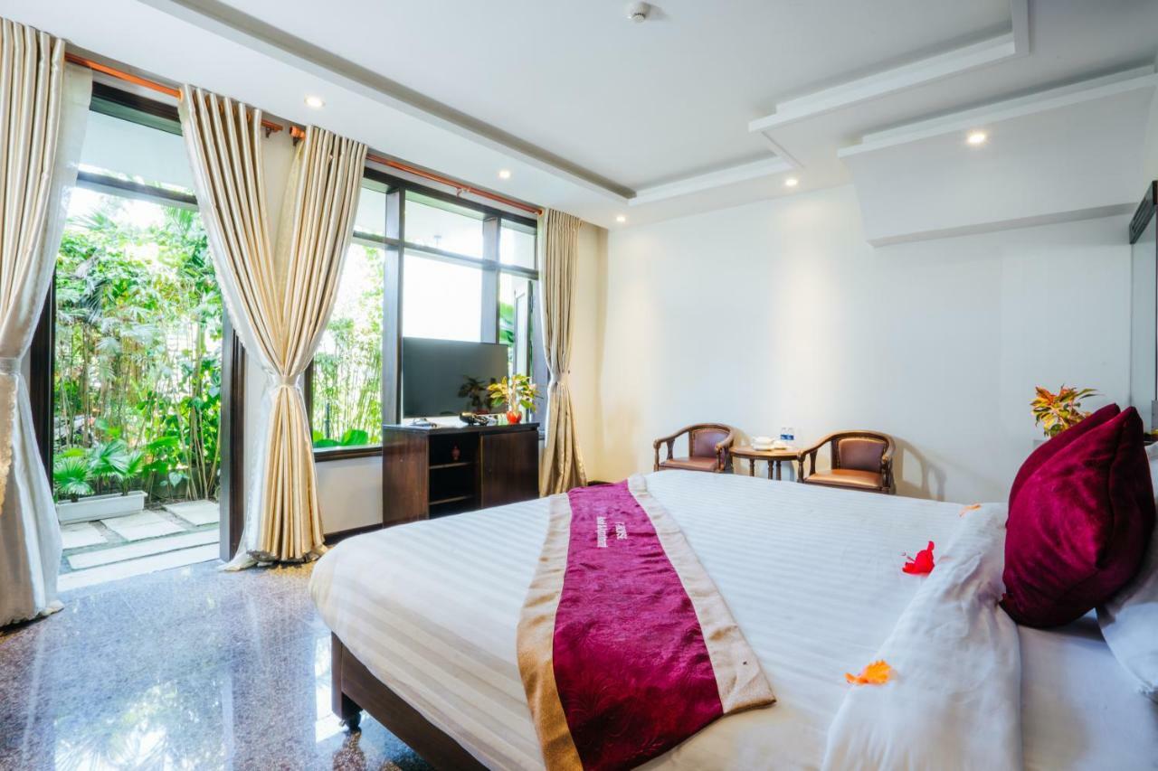 Hotel T 3*