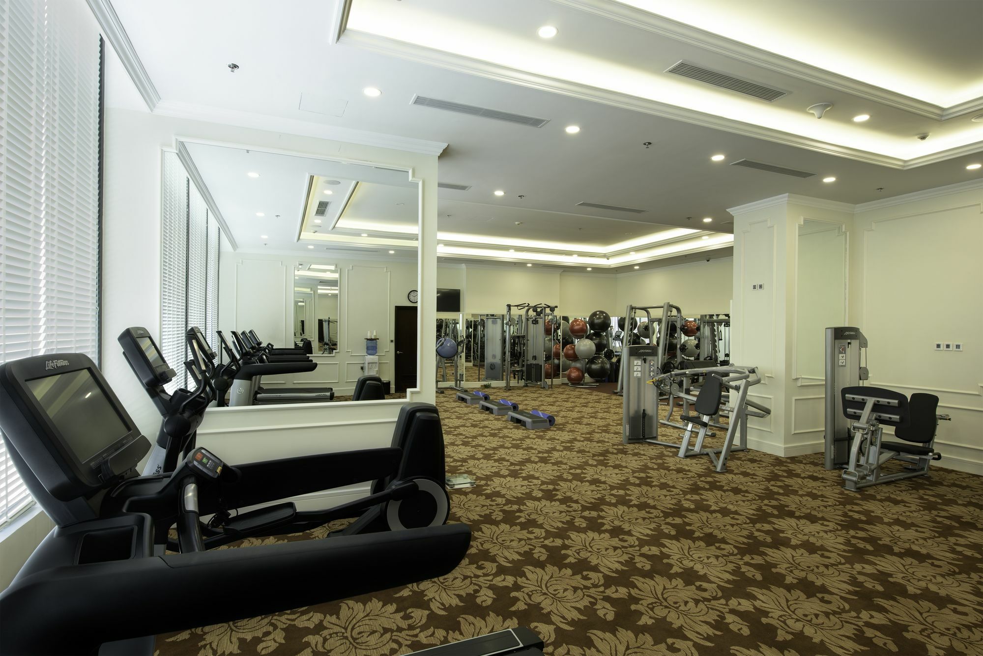 Hotel Melia Vinpearl Riverfront