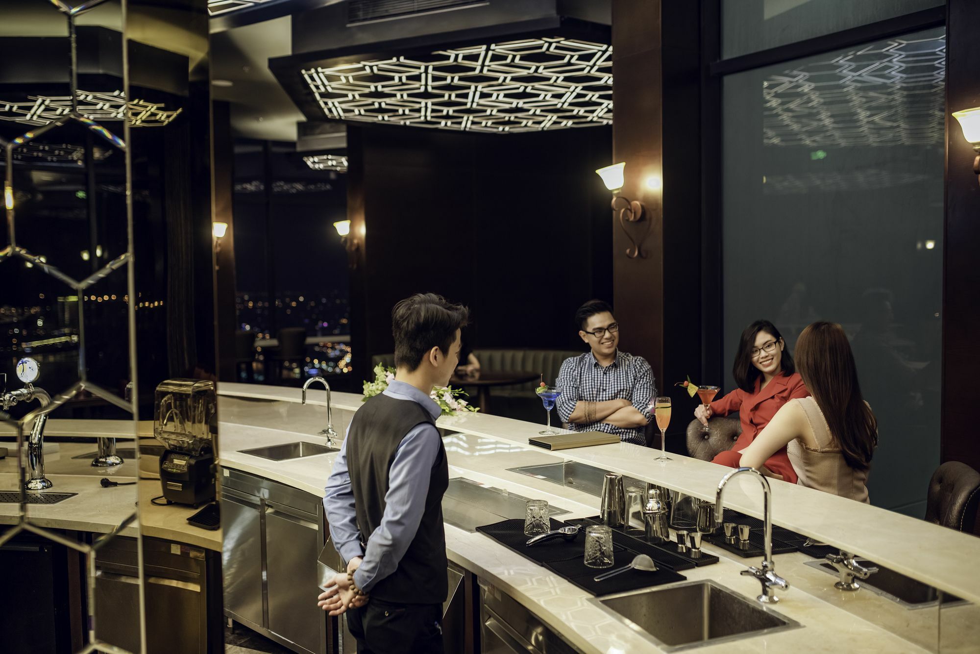Melia Vinpearl Riverfront 5*