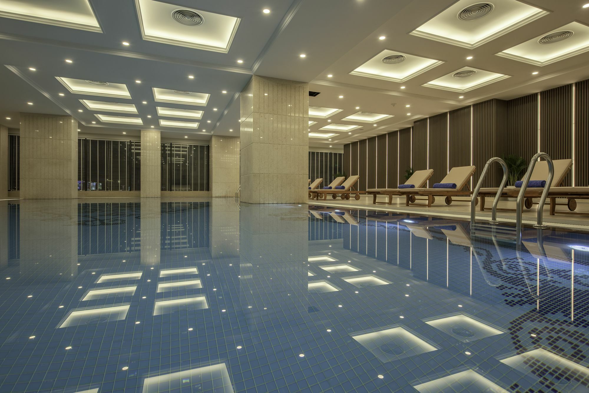Melia Vinpearl Riverfront Hotel 5*