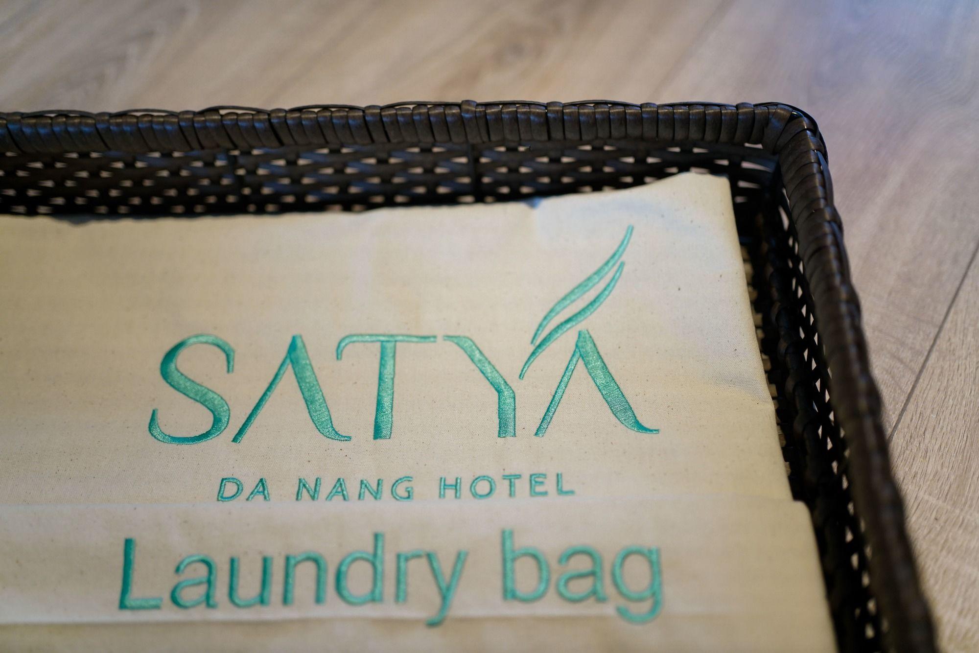 Hotel Satya Market