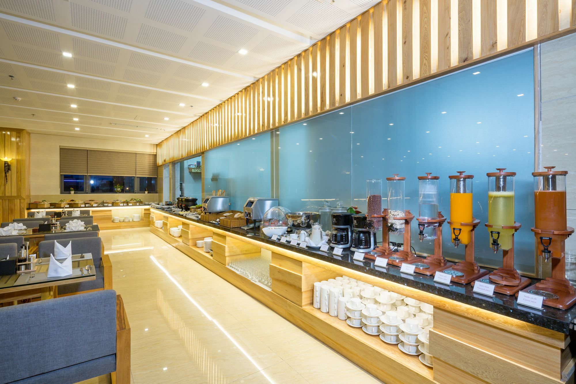 Nhu Minh Plaza Hotel 4*