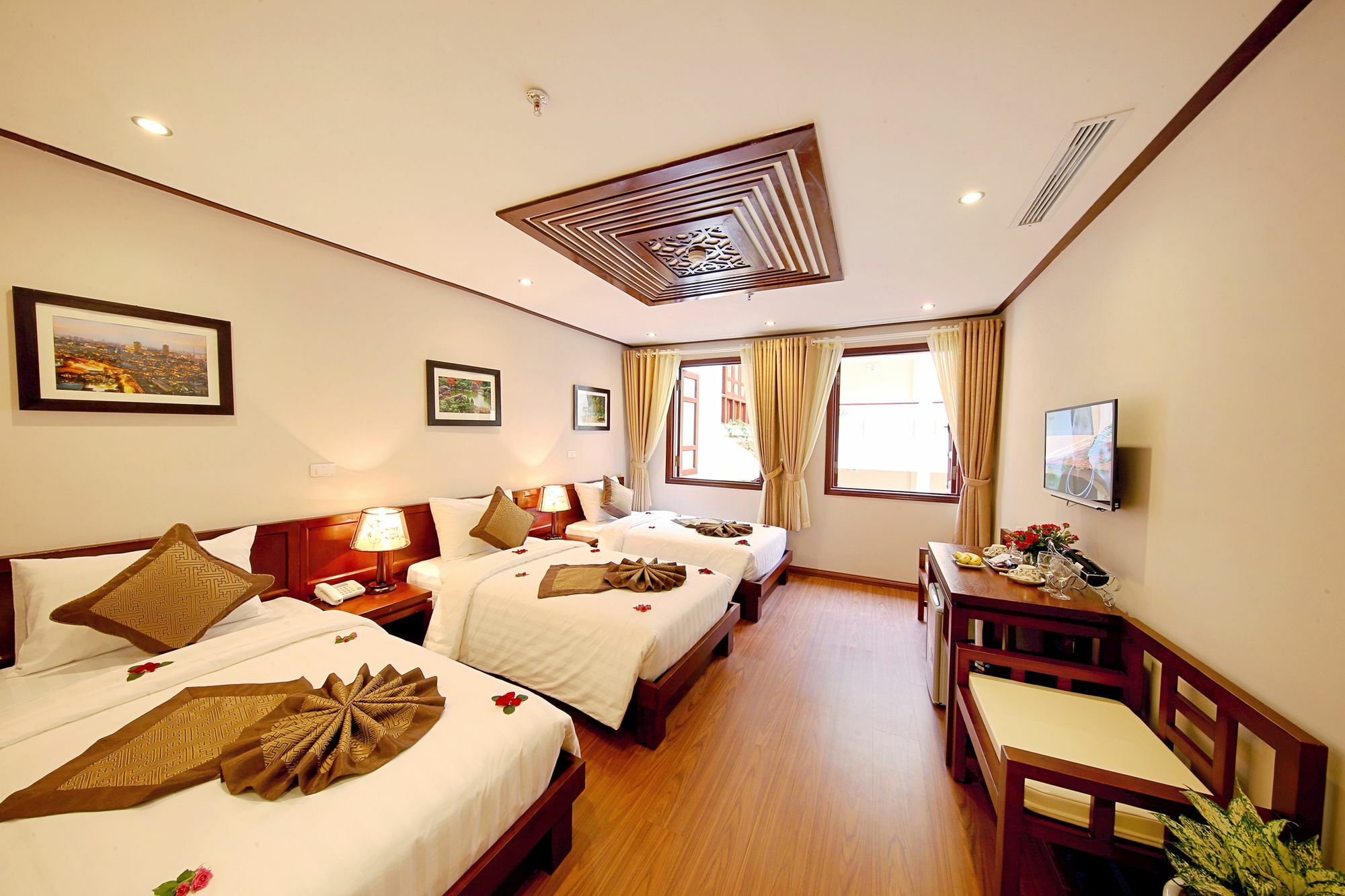 Nostalgia & 3* Hanoi