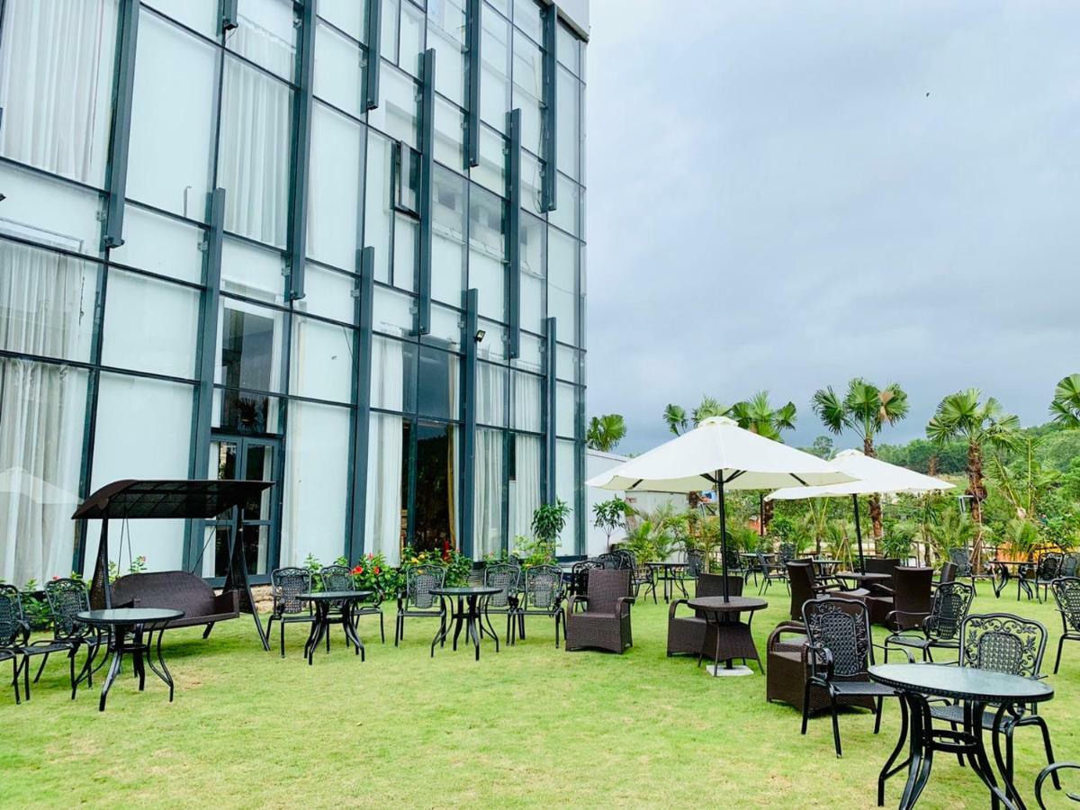 Khách sạn Luxury