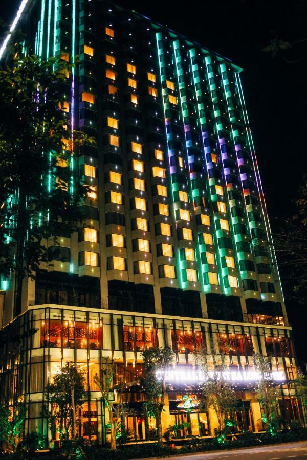 Khách sạn Luxury