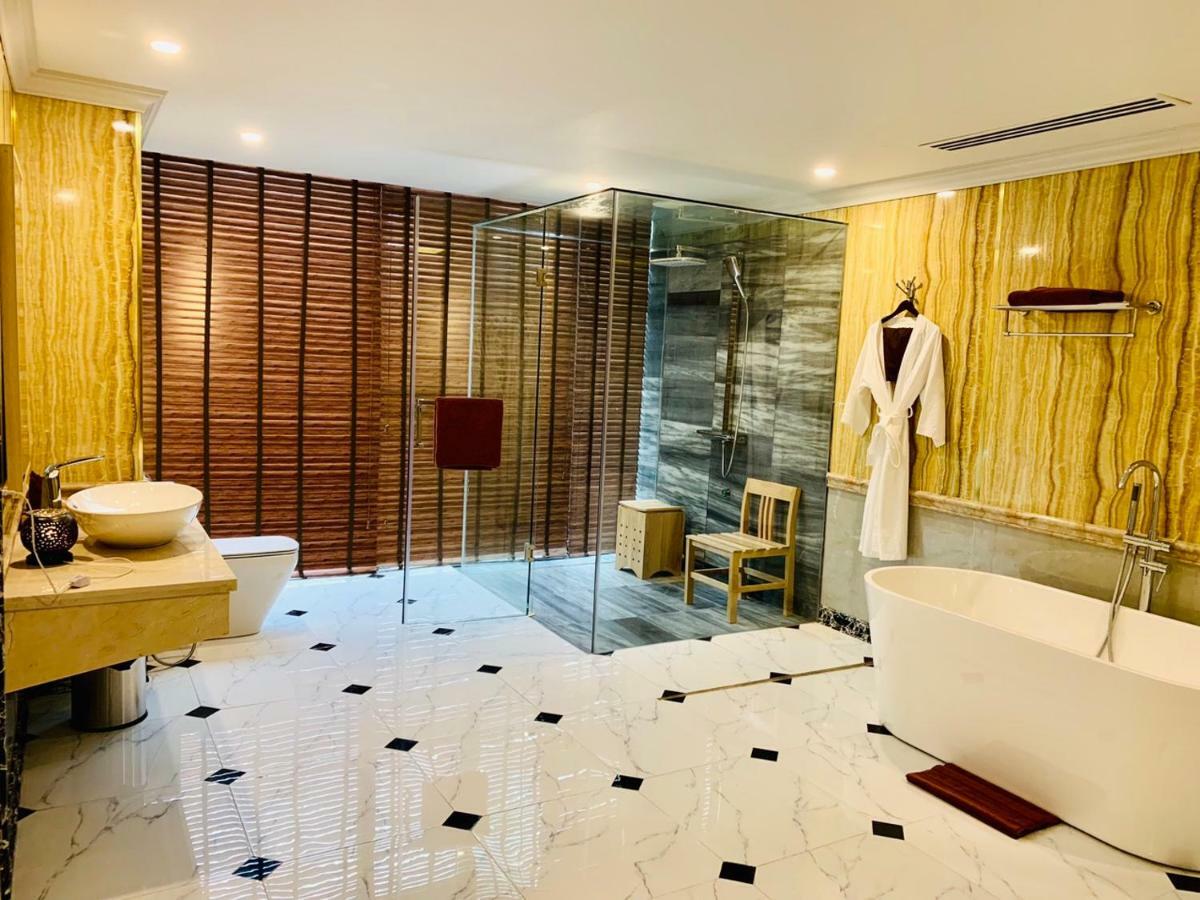 Luxury Khách sạn