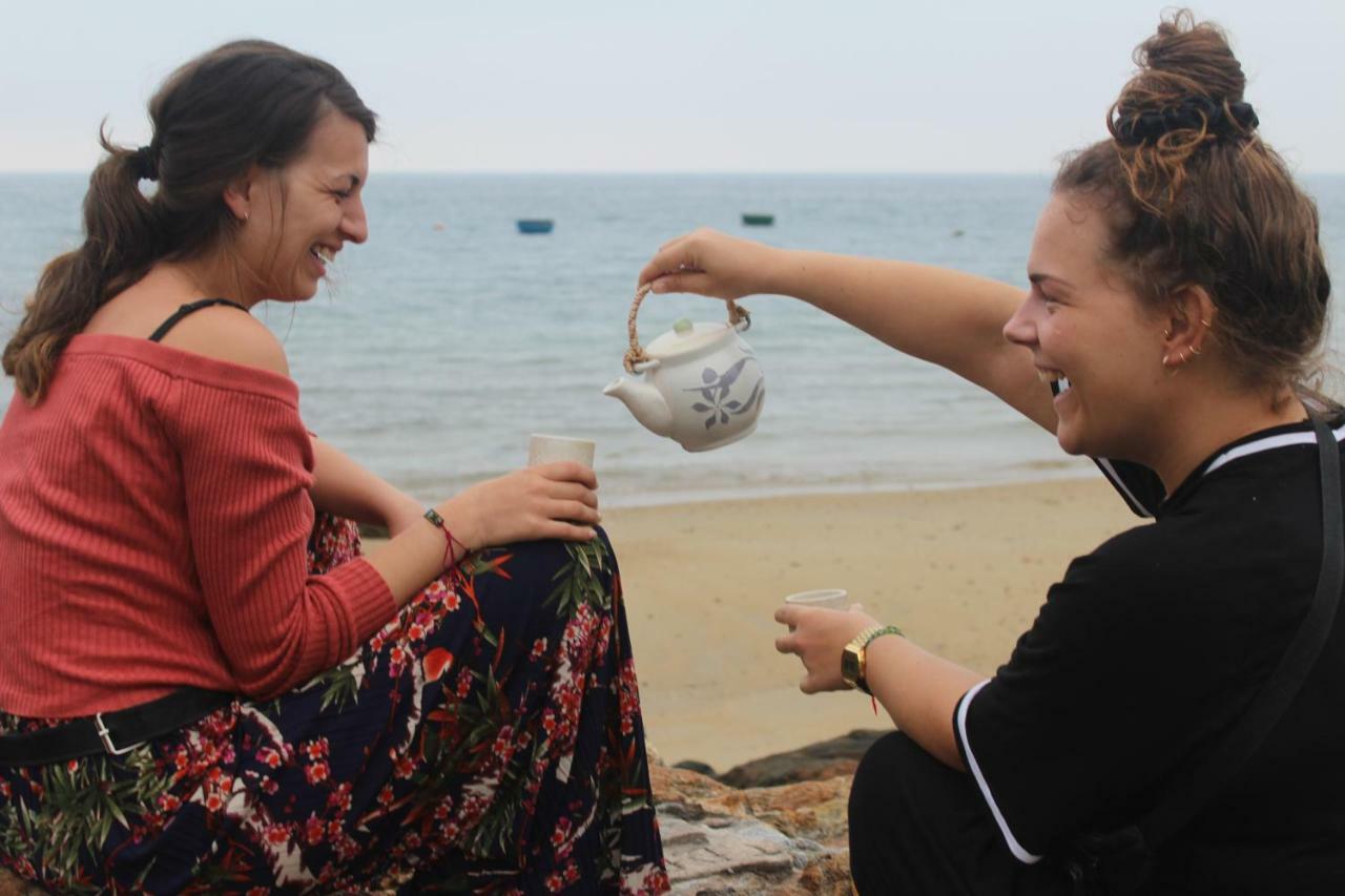 Cham Island Smiles *