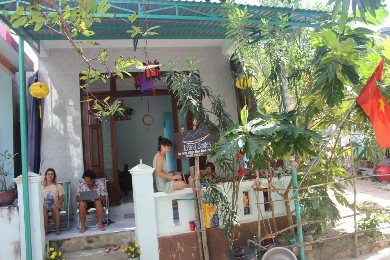 Homestay Cham Island Smiles *