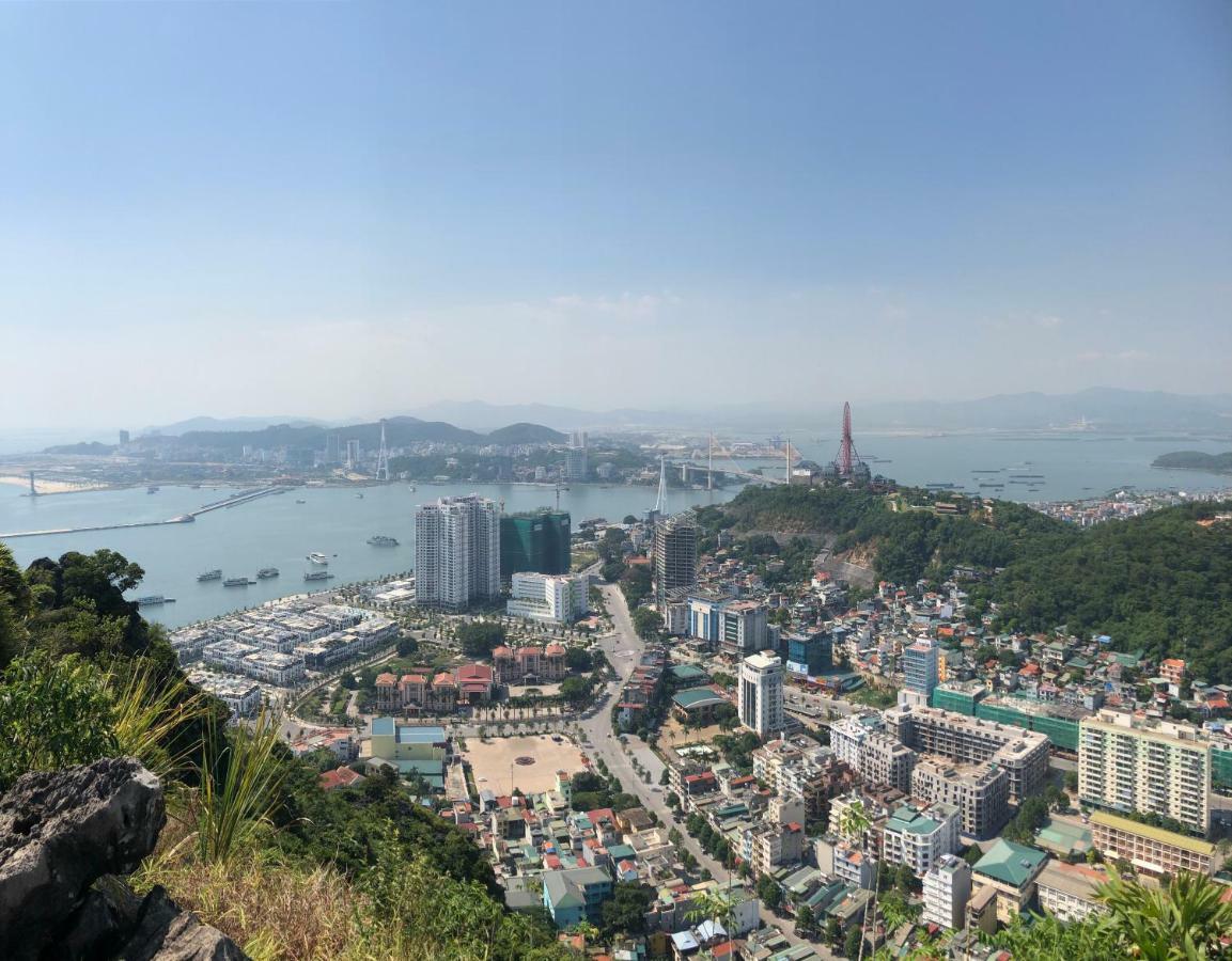 Hotel Viet Nhat Halong - Bai Chay 2*