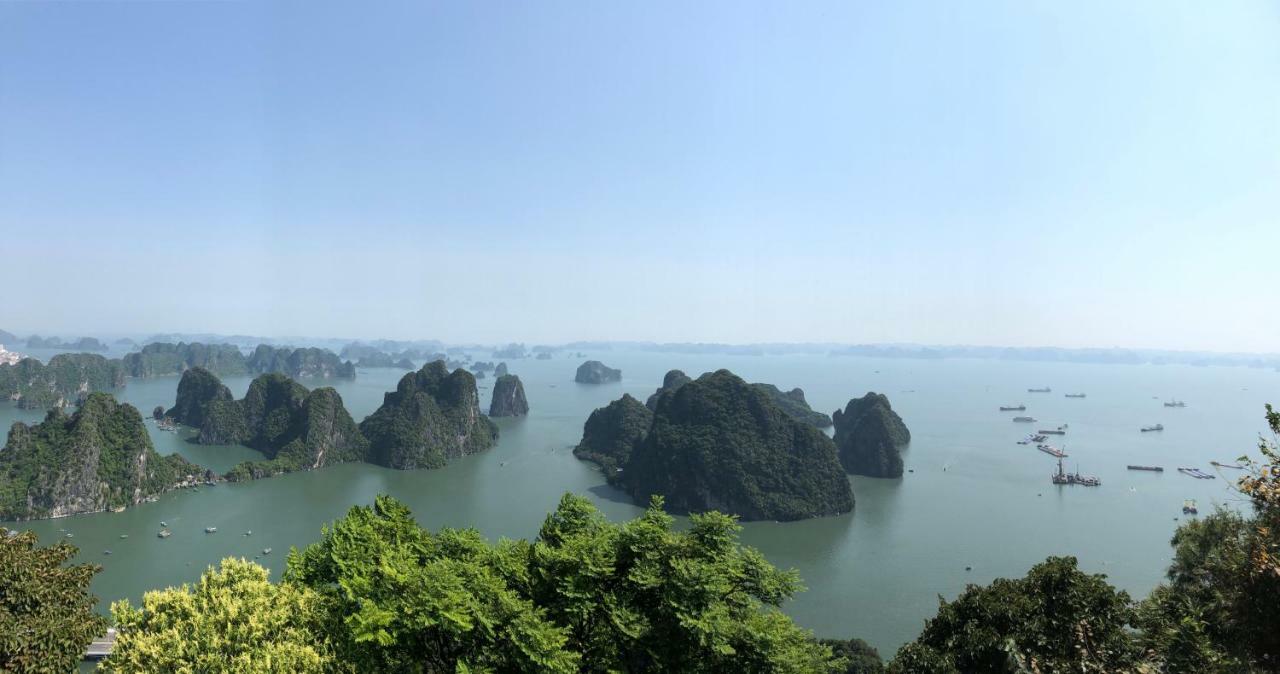 Viet Nhat Halong - Bai Chay