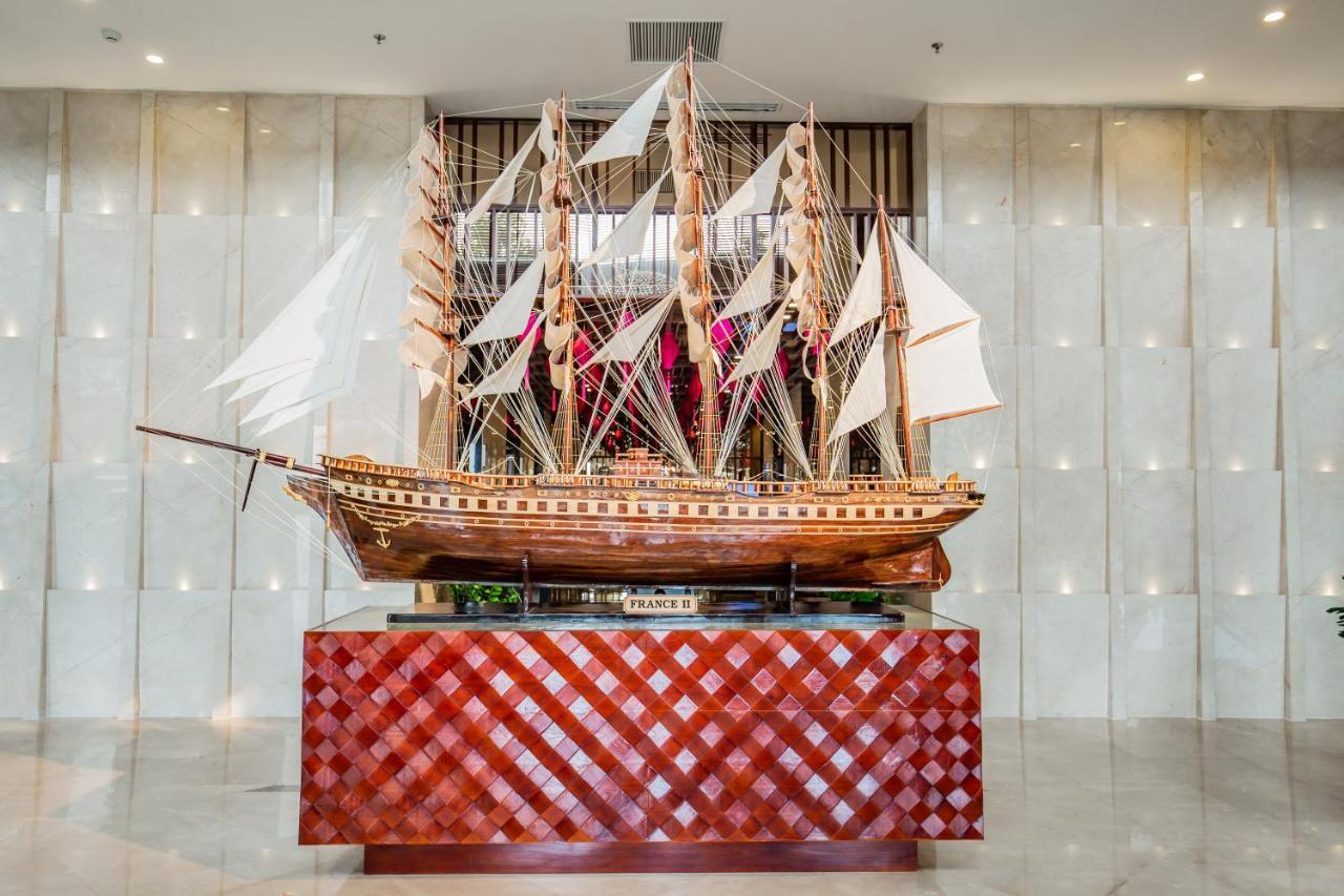Luxury 5* Hạ Long