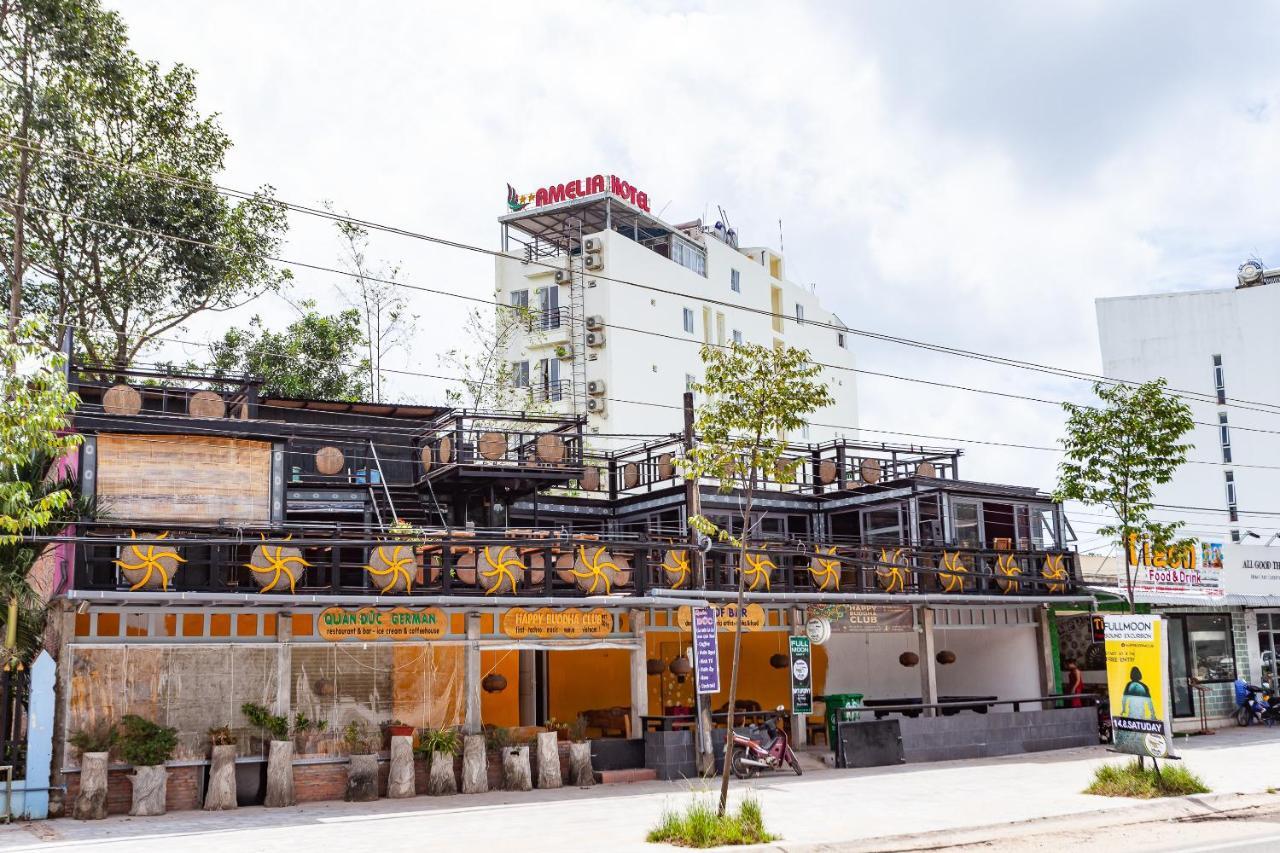 Khách sạn Amelia 2*