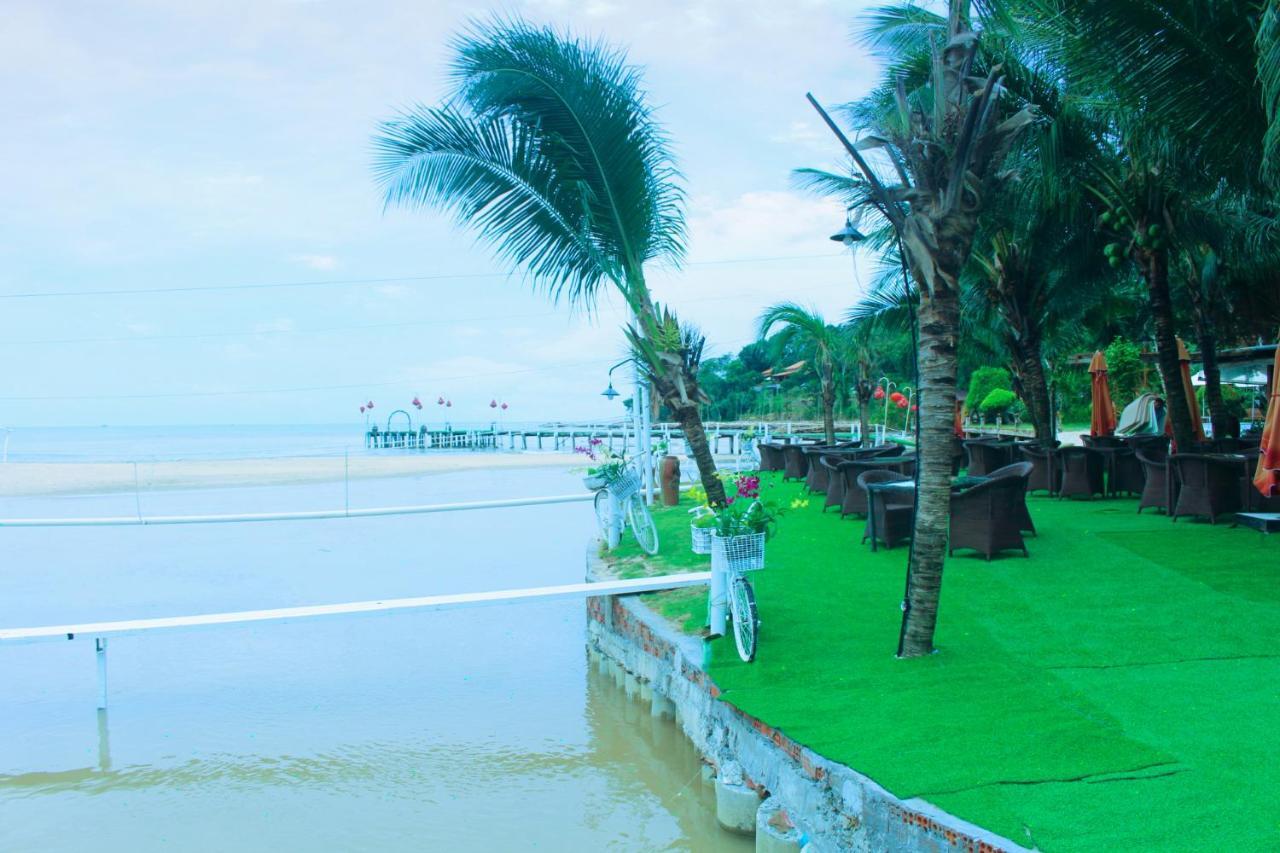 Dưỡng Bãi Biển Chez Carole Khu nghỉ mát 4*