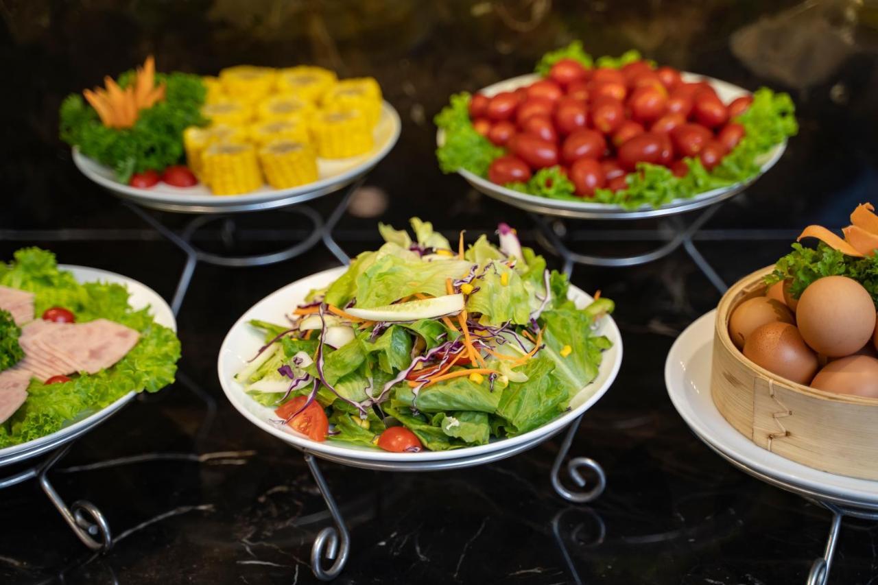 Splendid Star Grand And 4* Hanoi