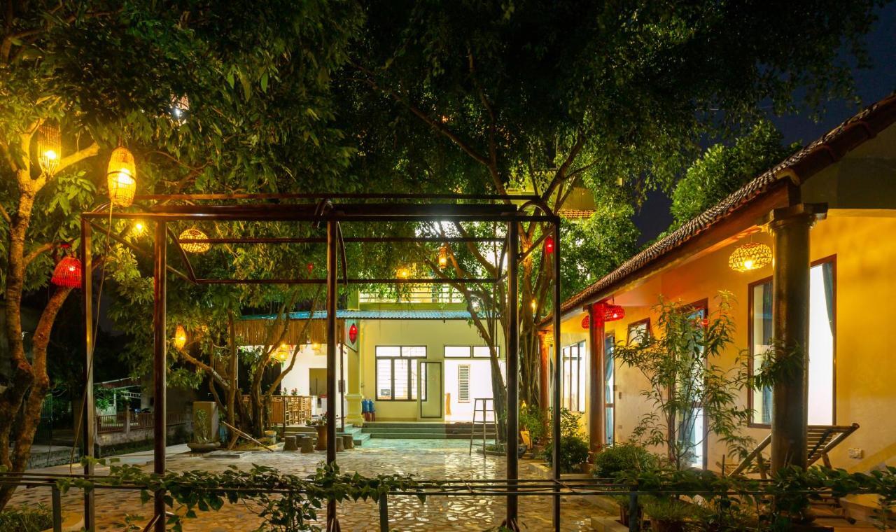 Hang Mua Hotel *
