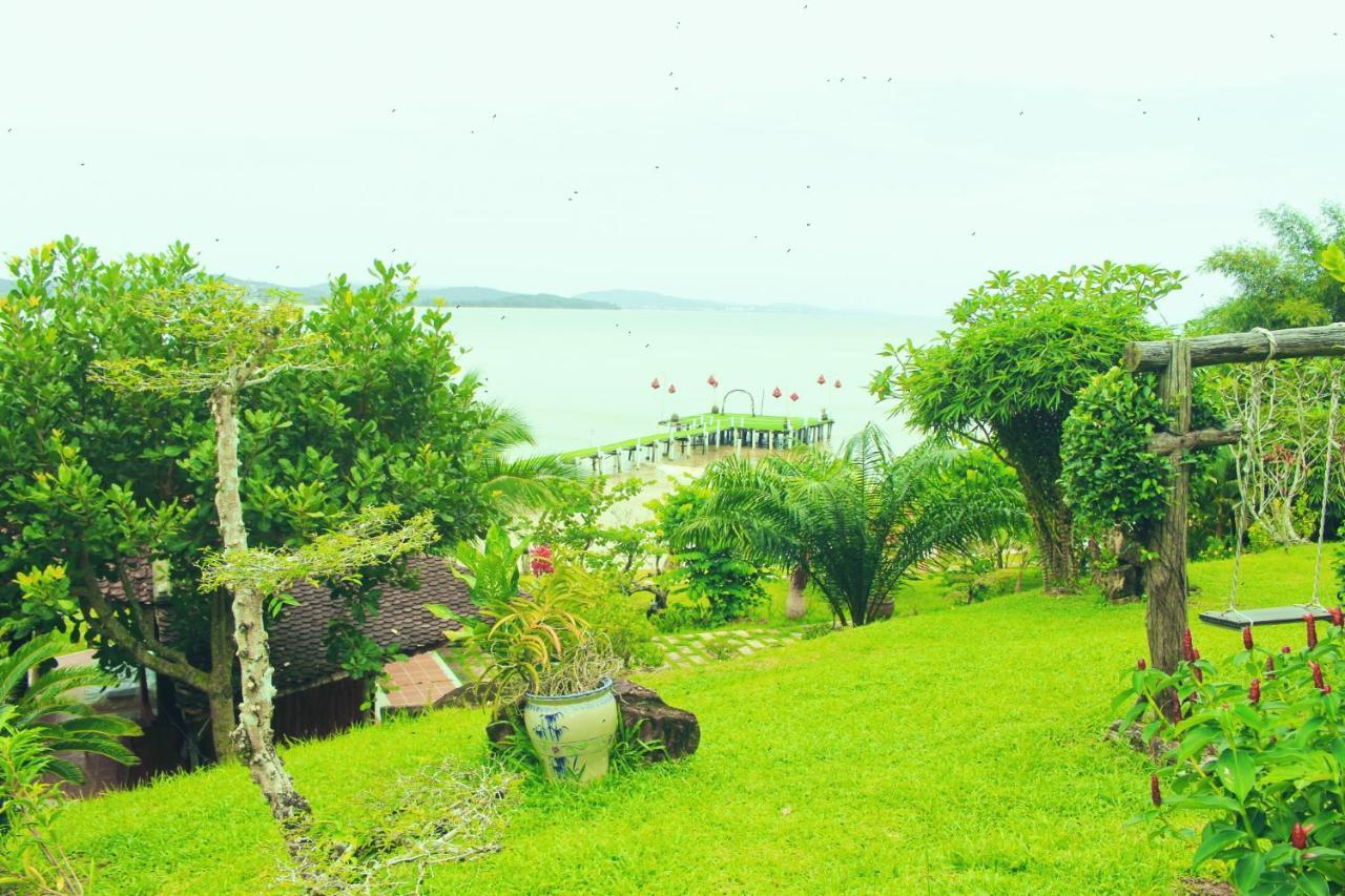 Dưỡng Bãi Biển Chez Carole 4*