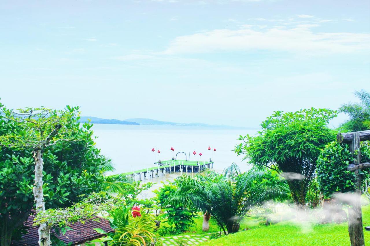 Dưỡng Bãi Biển Chez Carole Khu nghỉ mát Phú Quốc