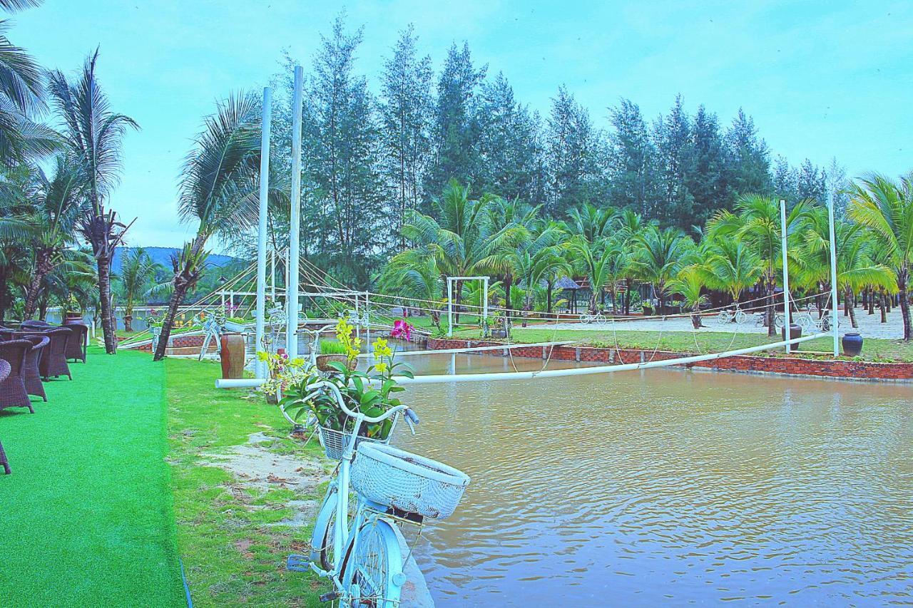 Dưỡng Bãi Biển Chez Carole 4*