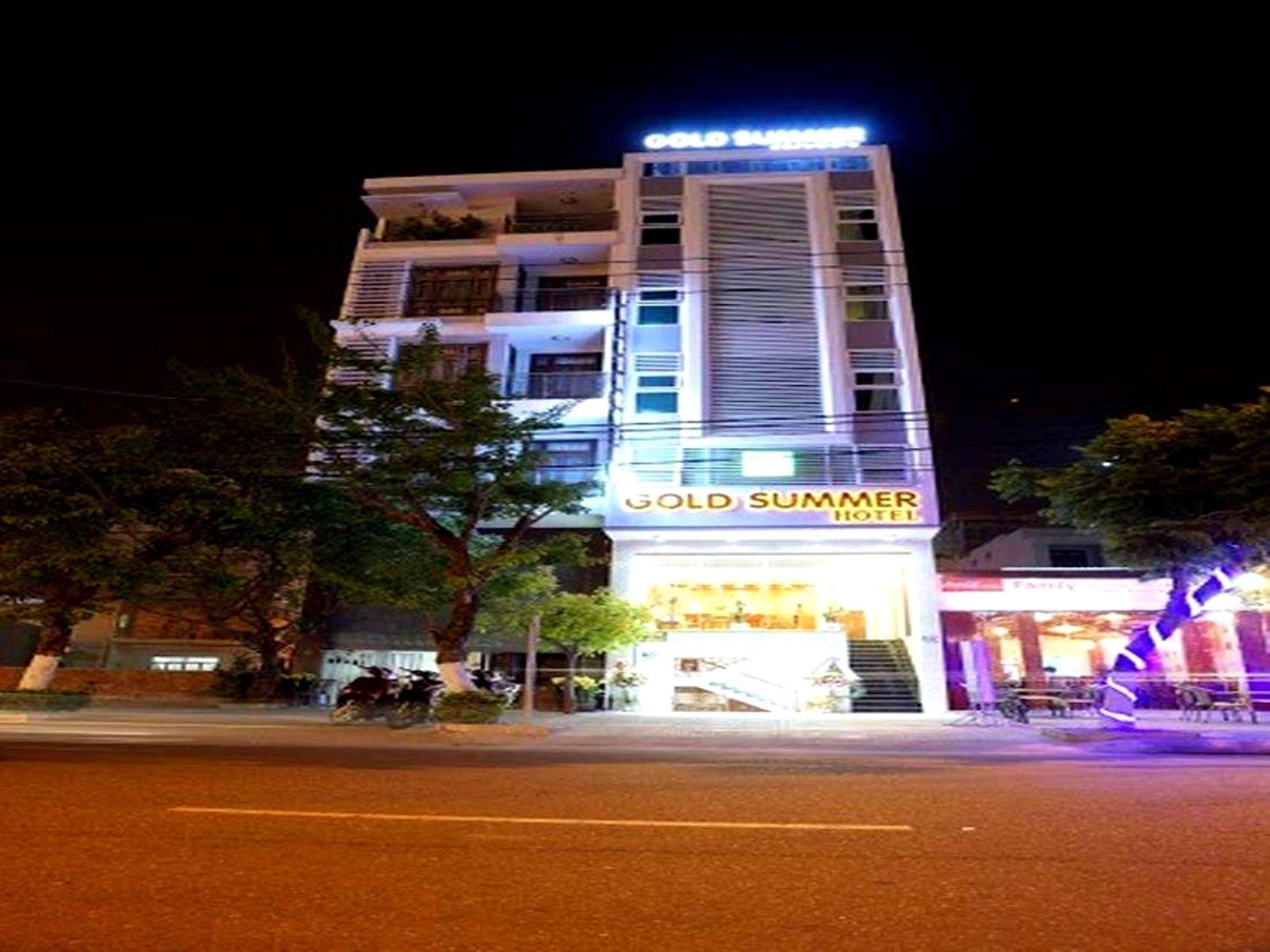 Hotel Gold Summer 1 Son Tra
