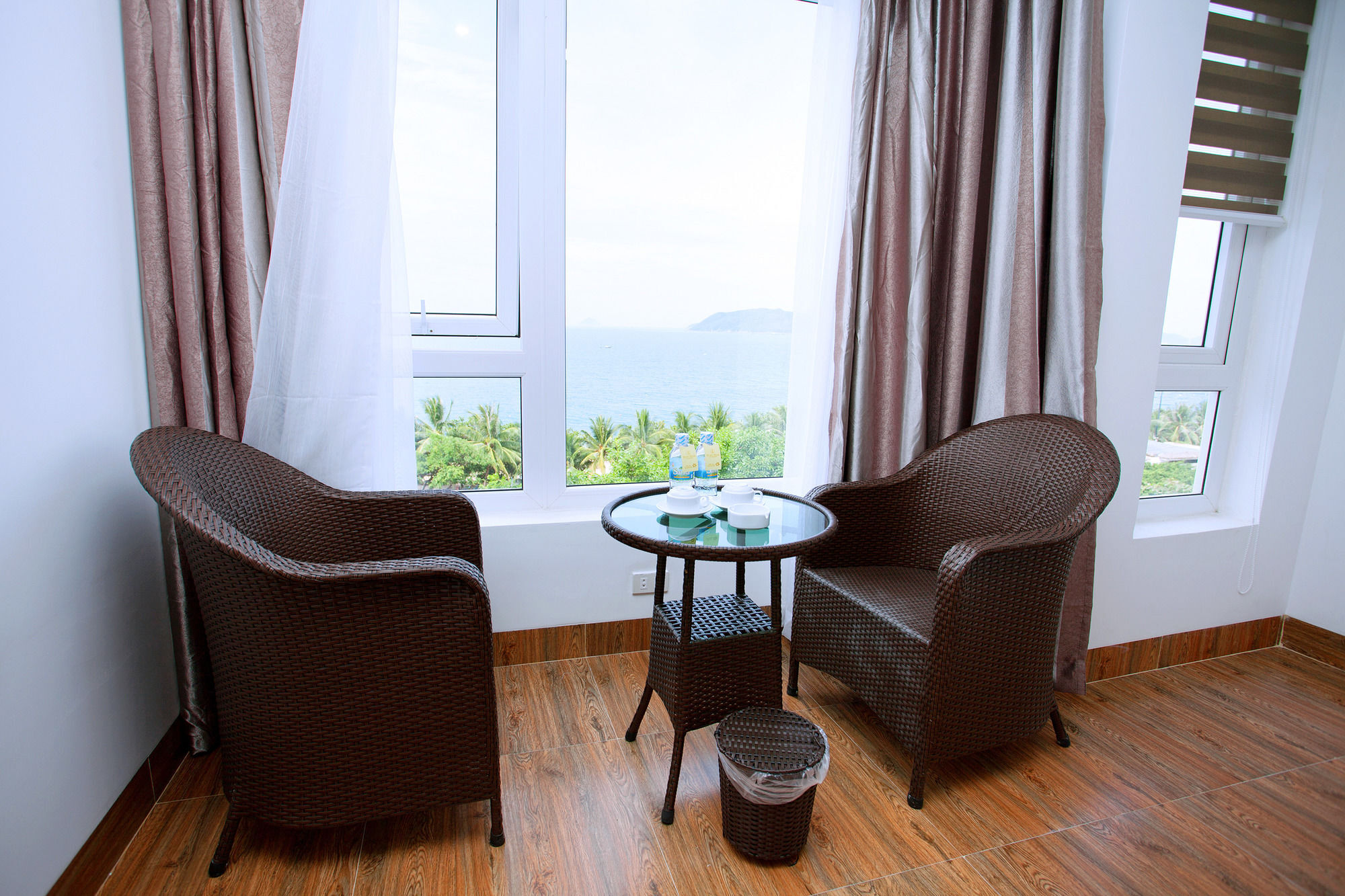 Euro Star Hotel 3*