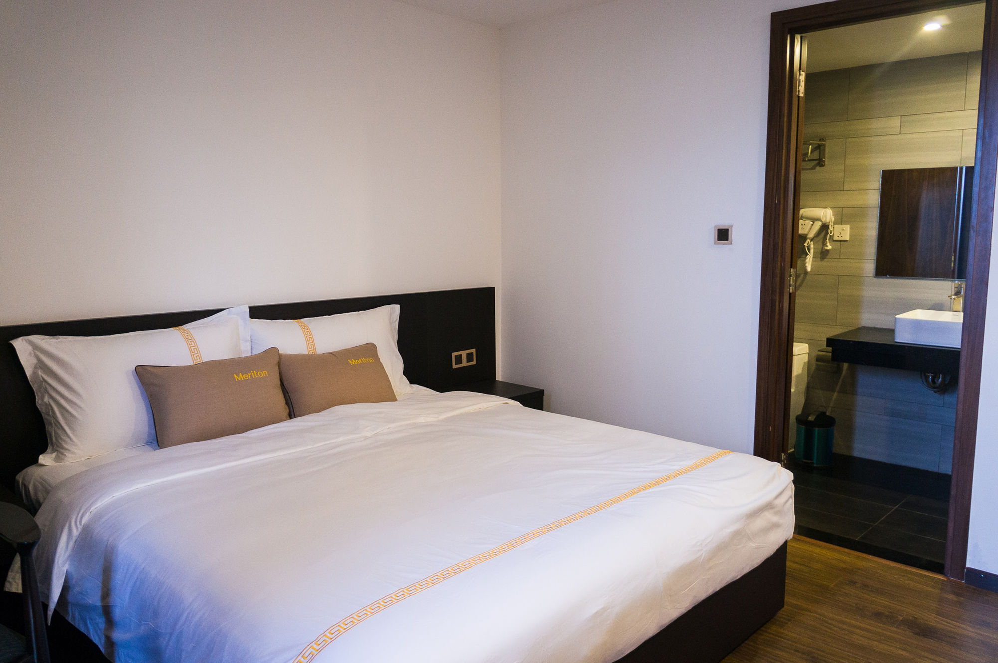 Meriton Khách sạn Nha Trang