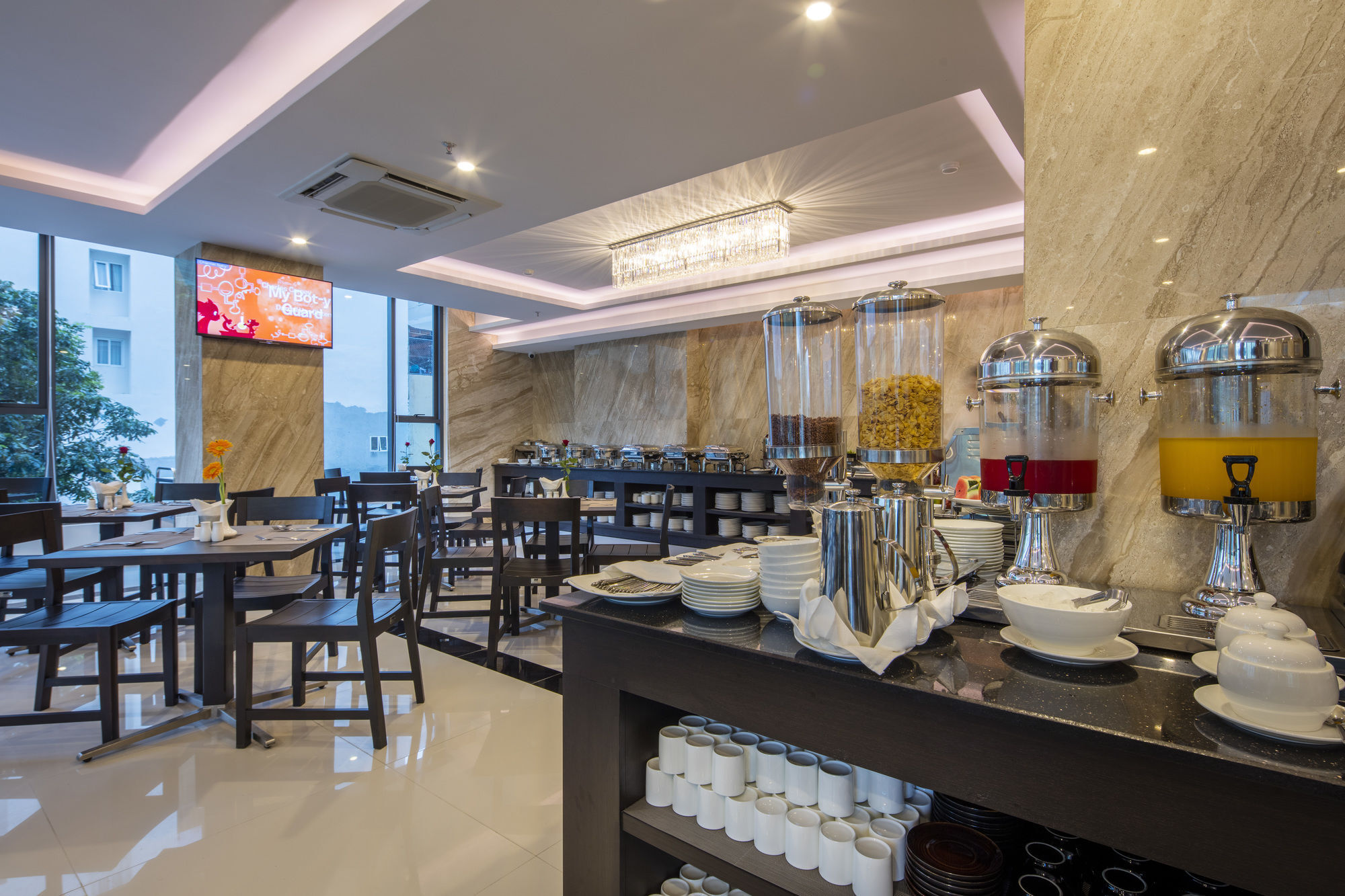Meriton 4*