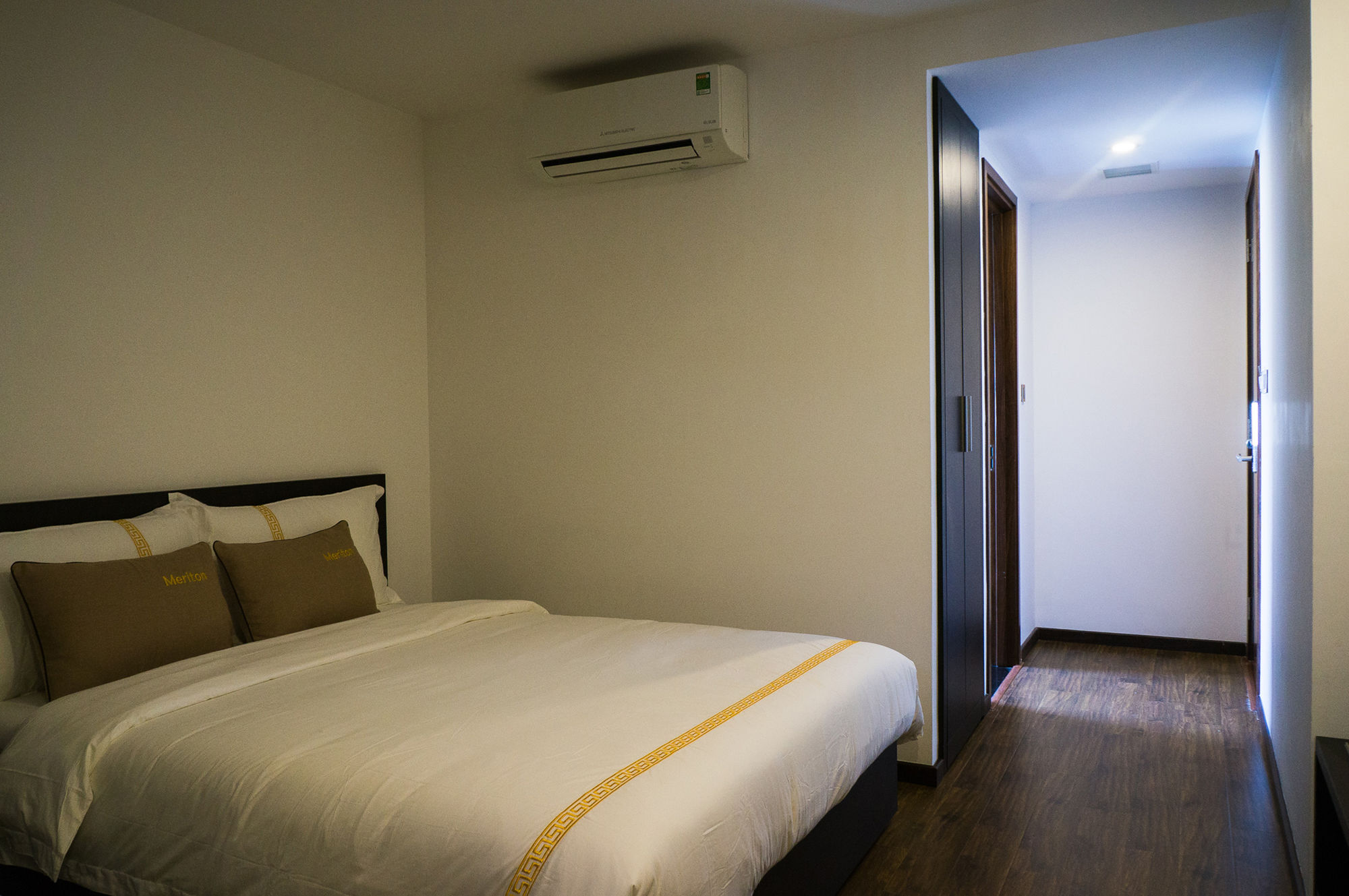 Meriton Khách sạn