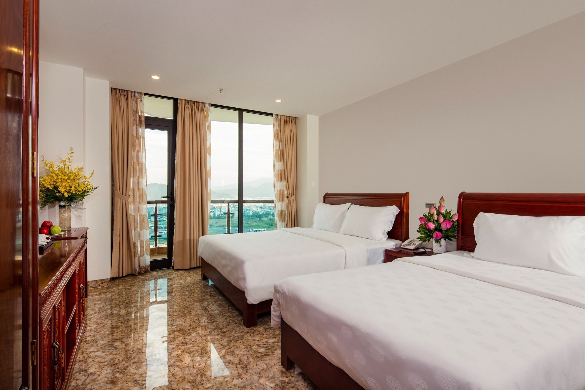 Hotel Red Sun 4*