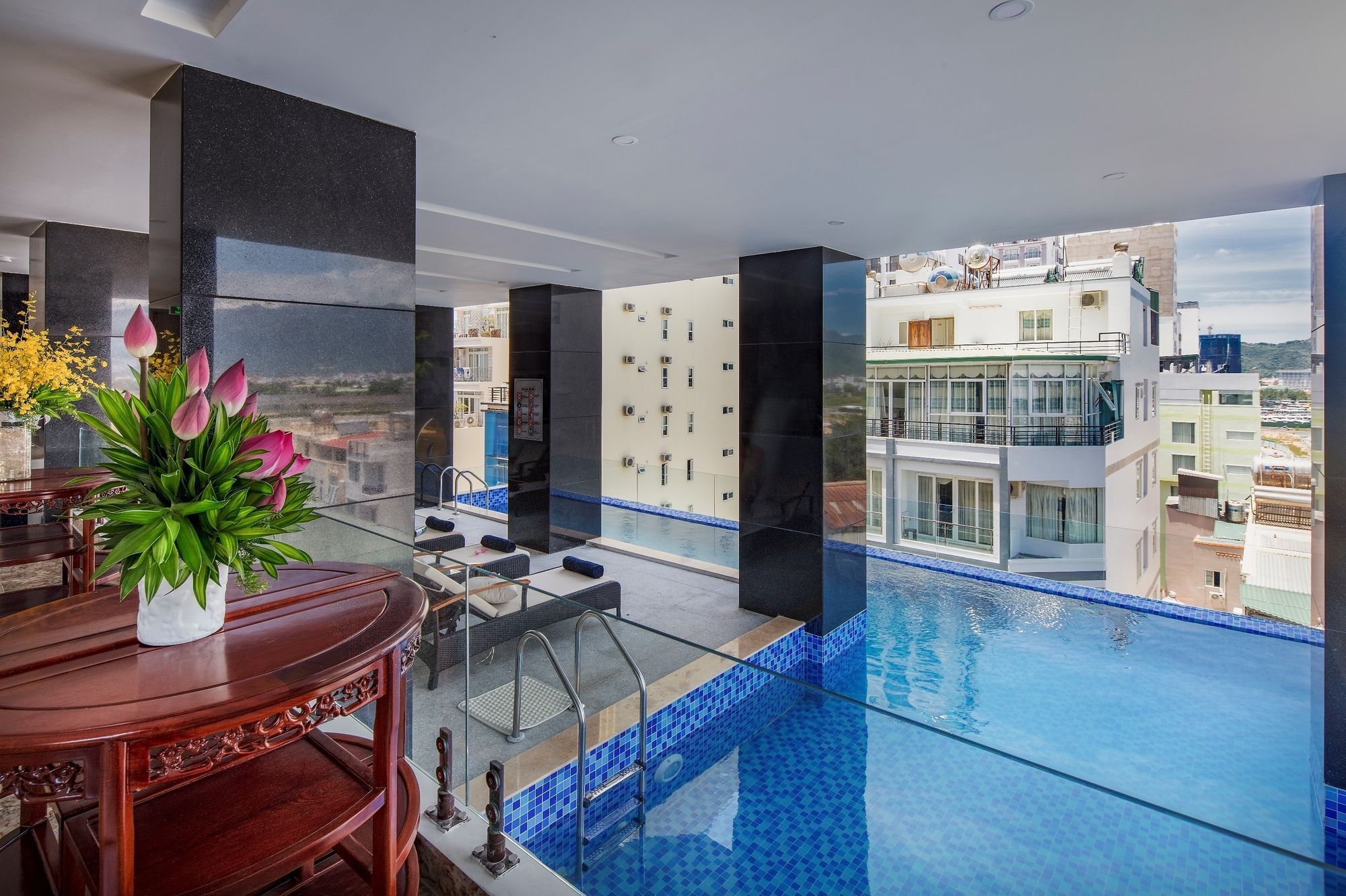 Red Sun 4* Nha Trang