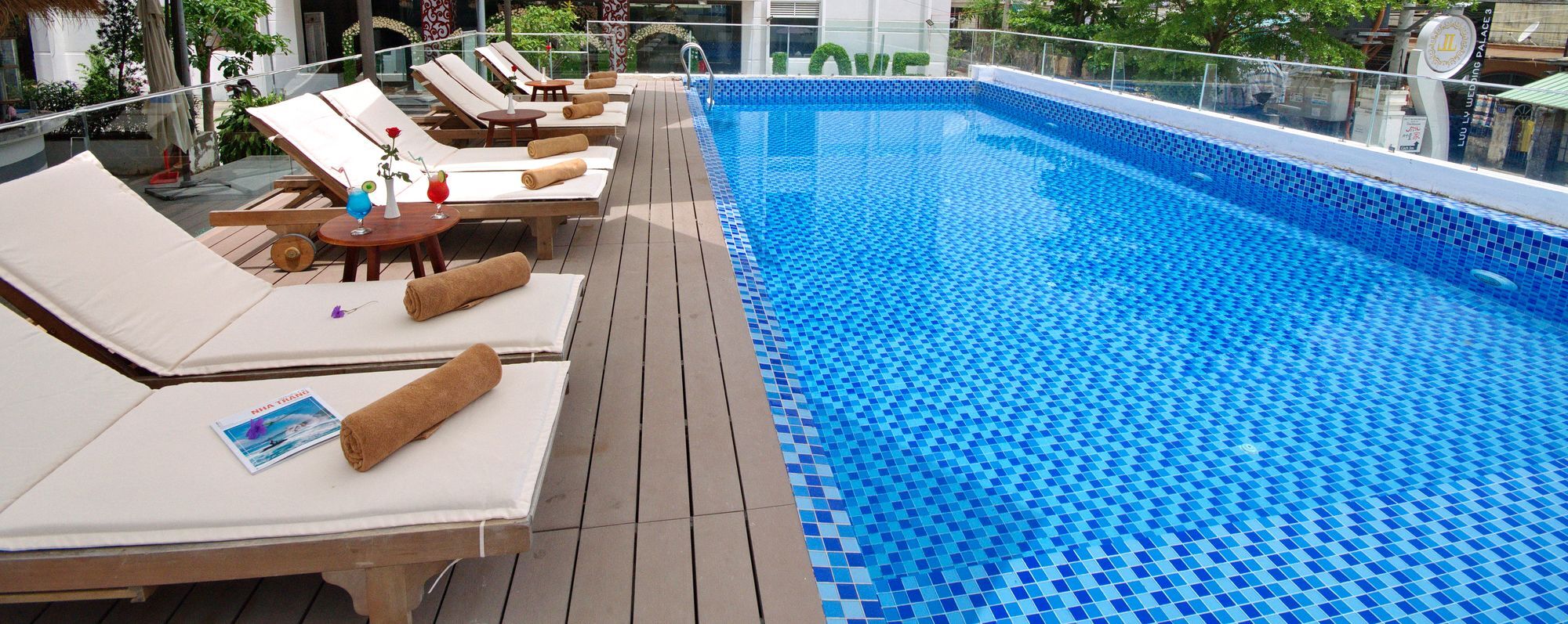 Aries Hotel