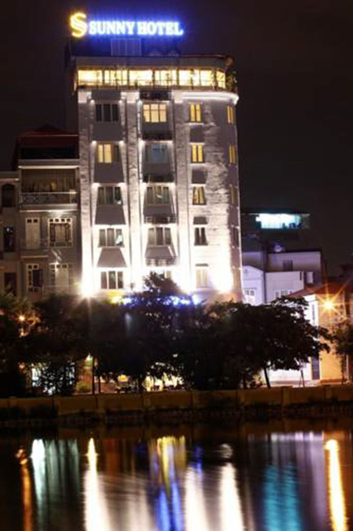 S79 Sunny Hotel 2 Hotel 3*