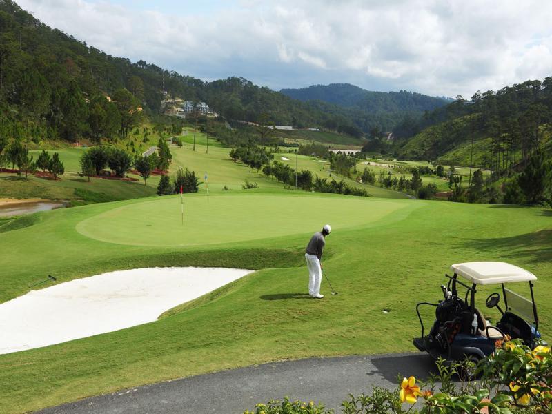Sam Tuyen Lam Golf & Resort 3*