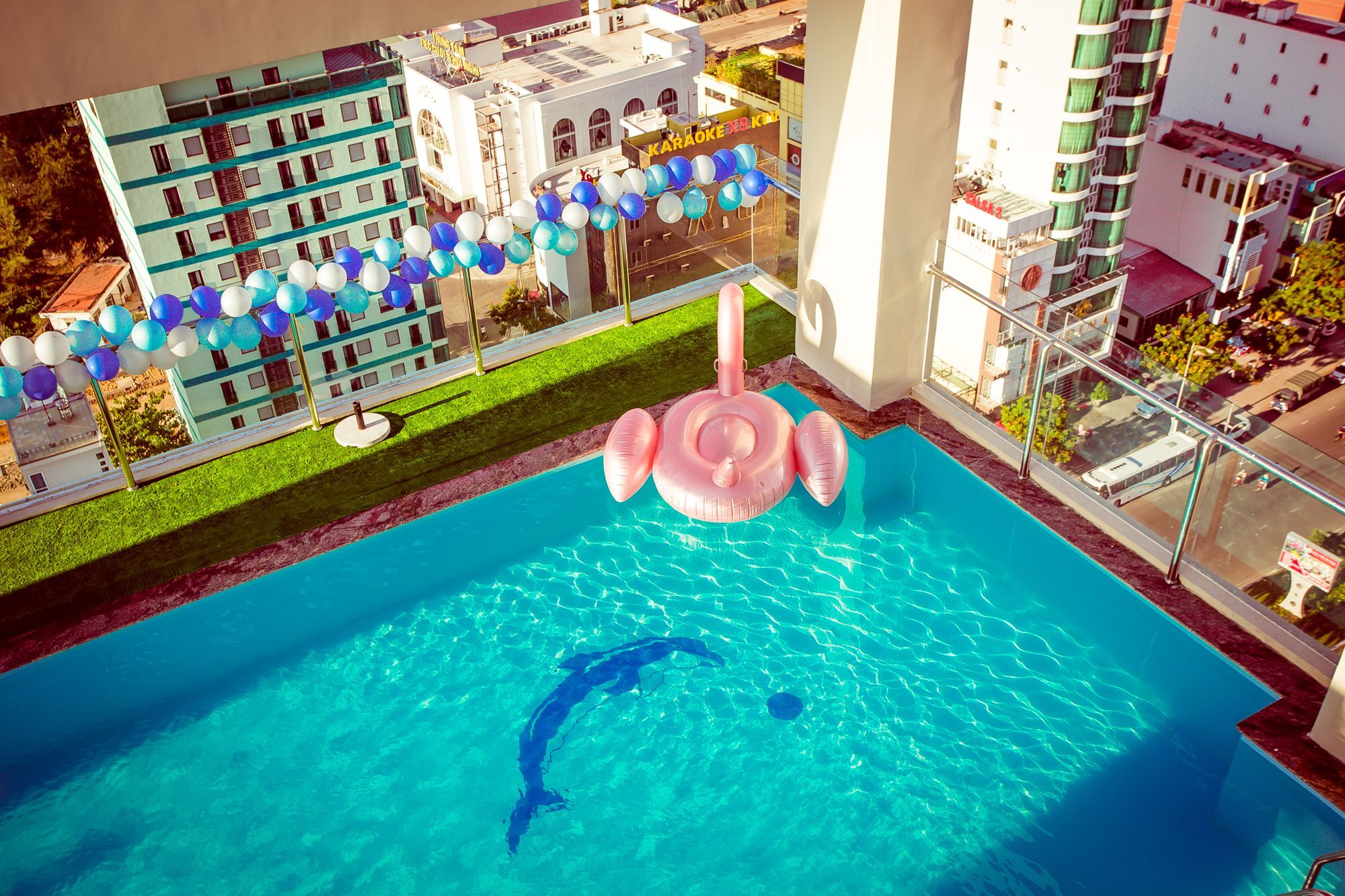 Luxtery & Hotel