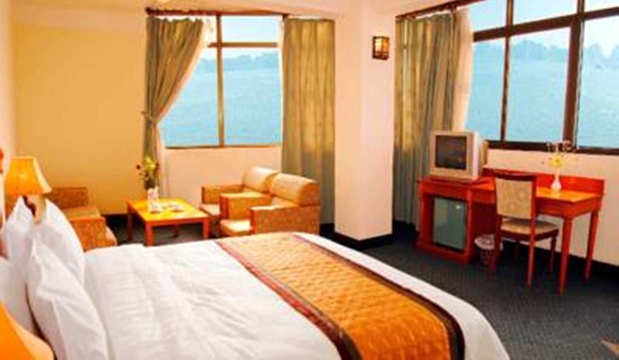 Halong 3* Ha Long