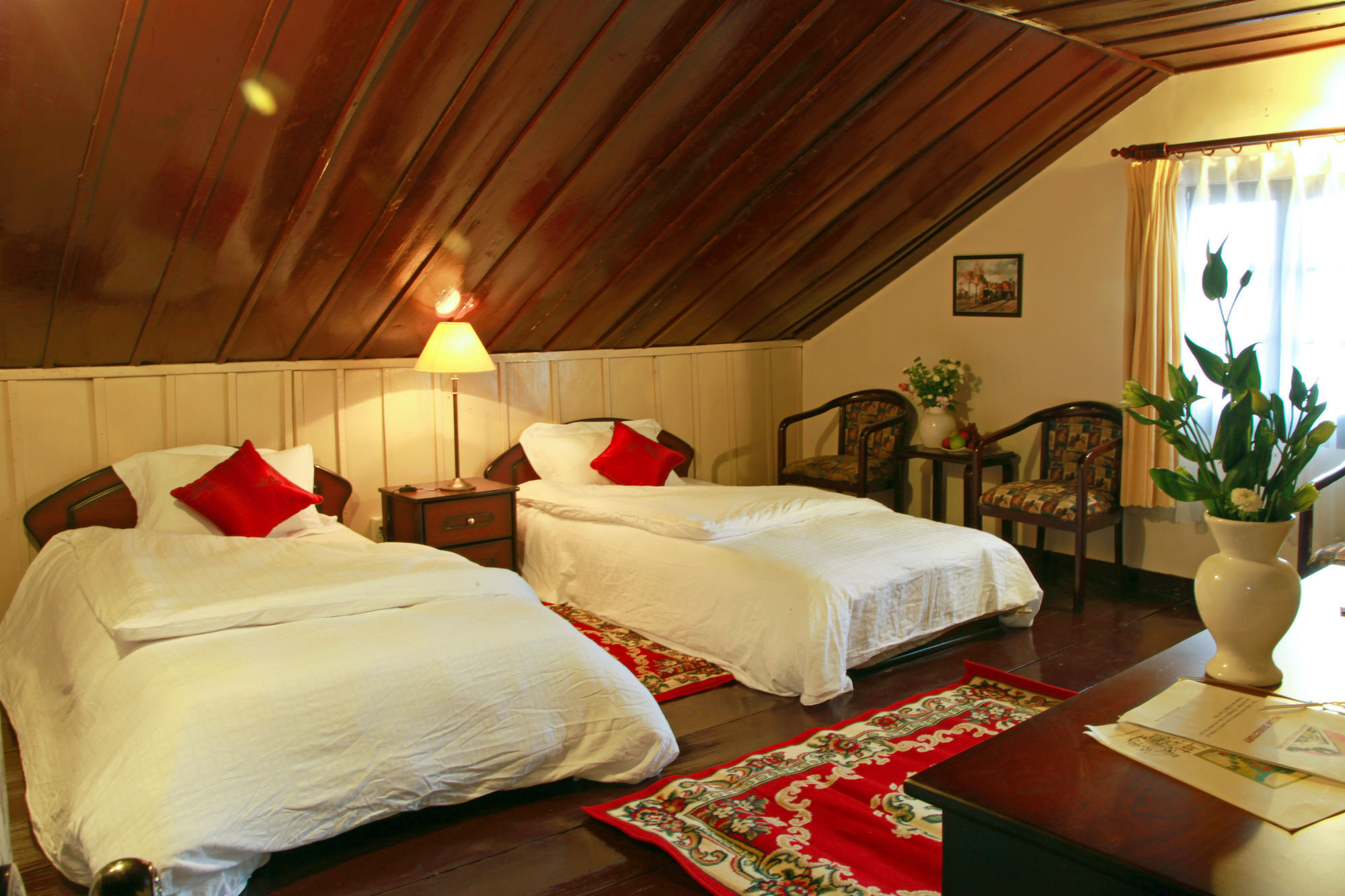 Aparthotel Train 3*