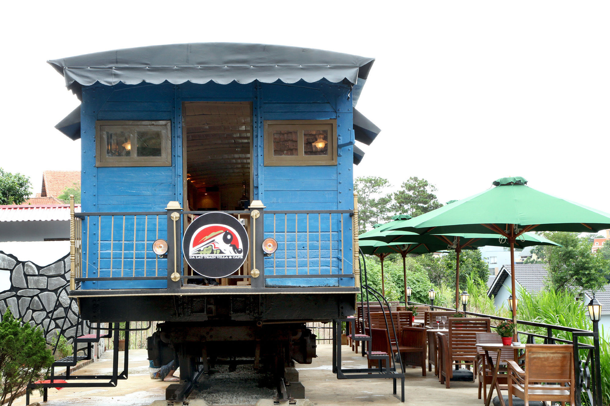 Aparthotel Train 3*