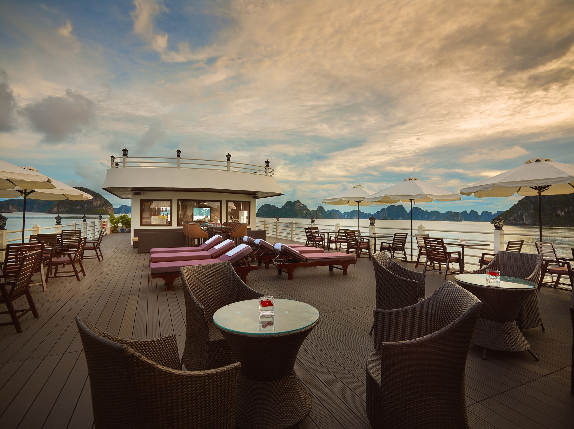 Halong Athena Cruise 5*