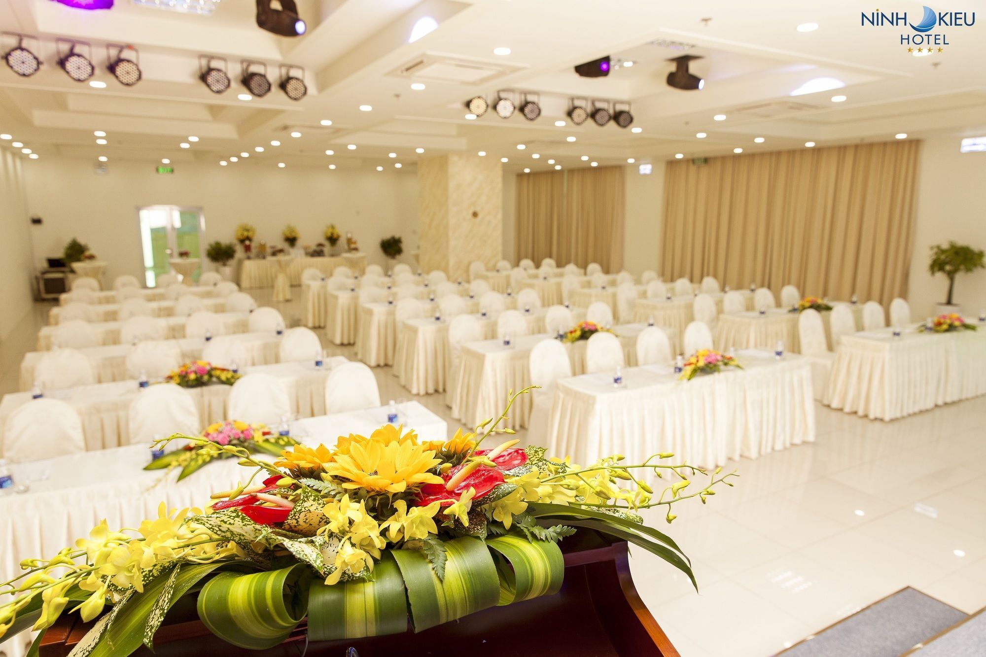 Ninh Kieu Riverside Hotel