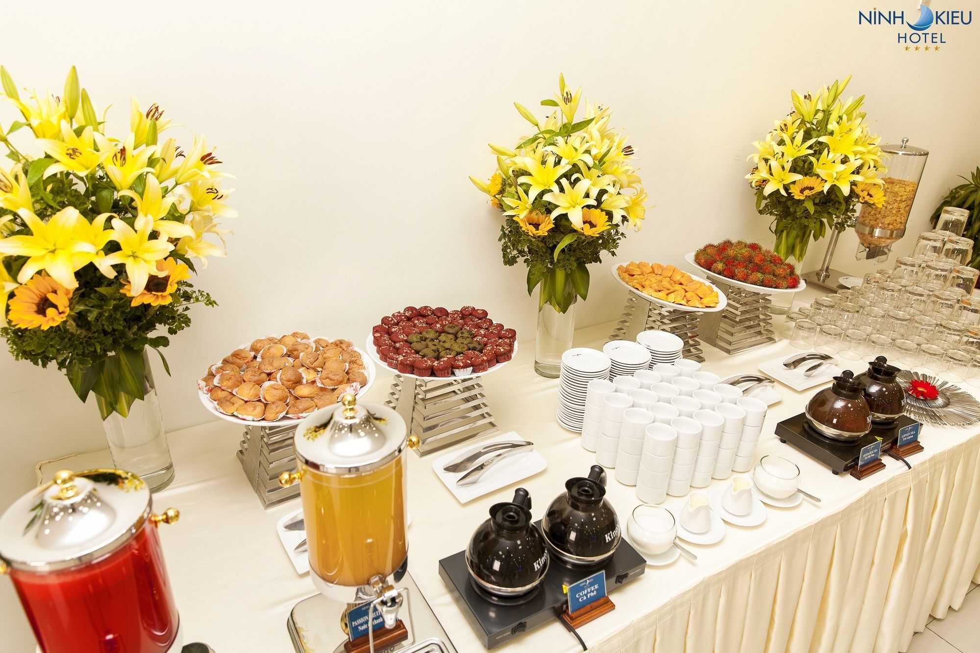 Ninh Kieu Riverside Hotel