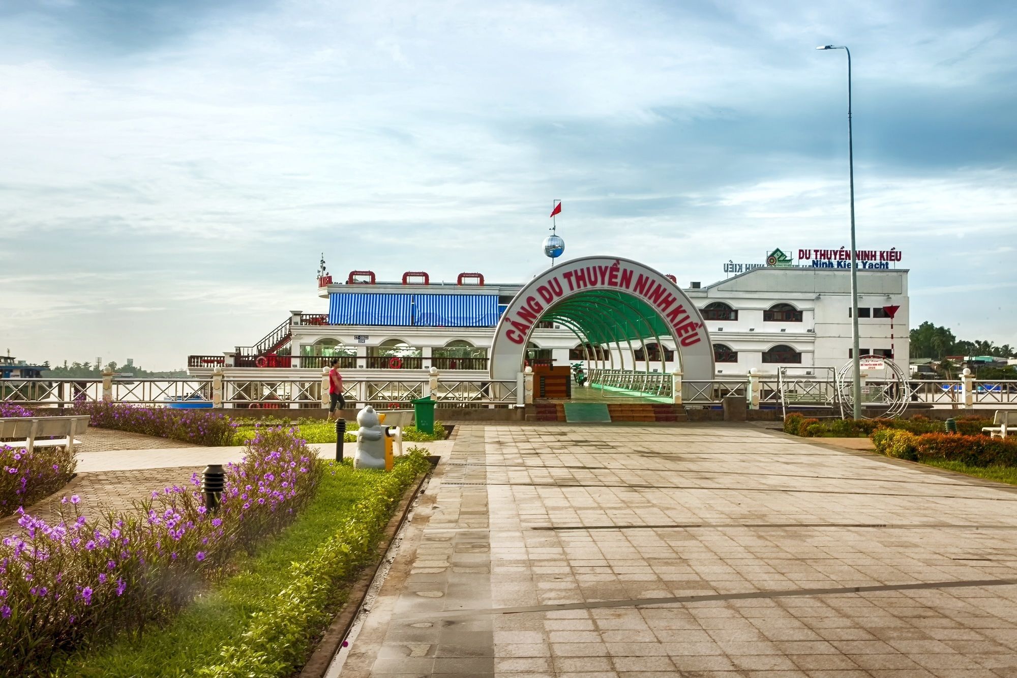 Hotel Ninh Kieu Riverside