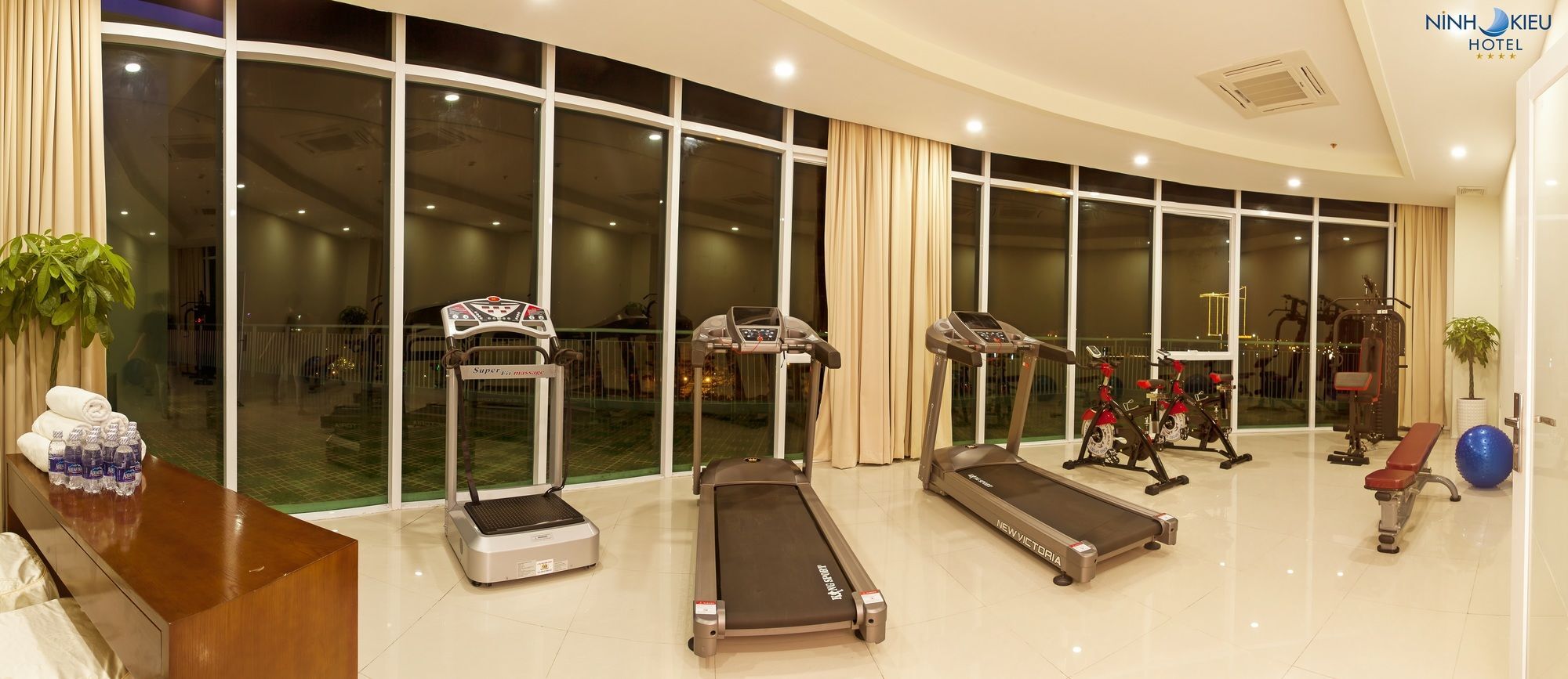 Ninh Kieu Riverside Hotel