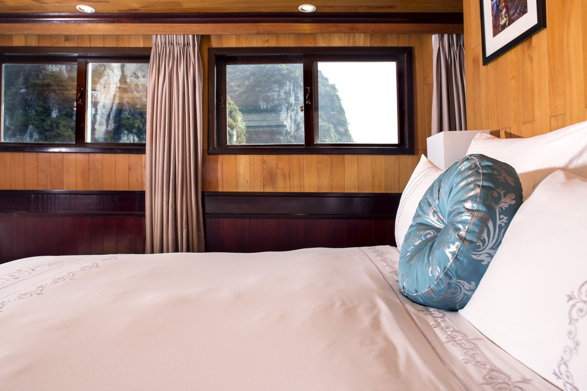 Hotel Aphrodite Cruise