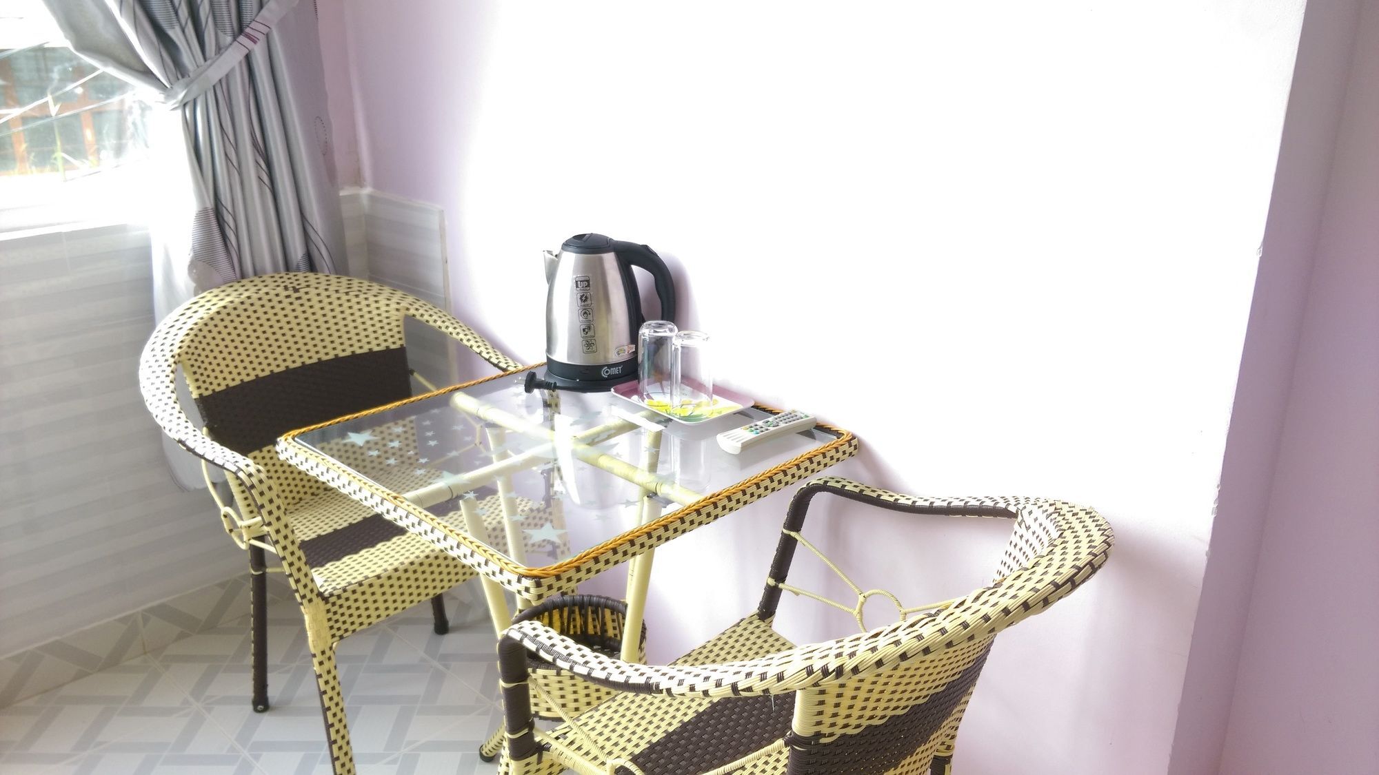 Long Vuong Hotel *