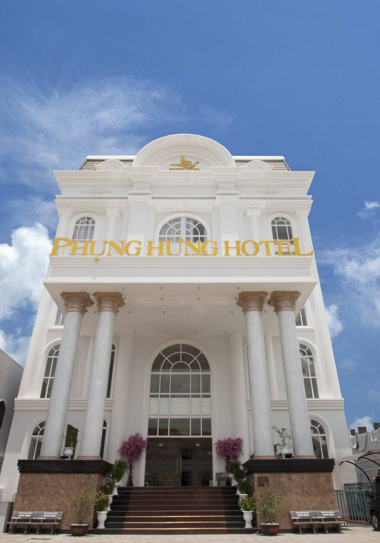 Phung Hung Boutique 3*