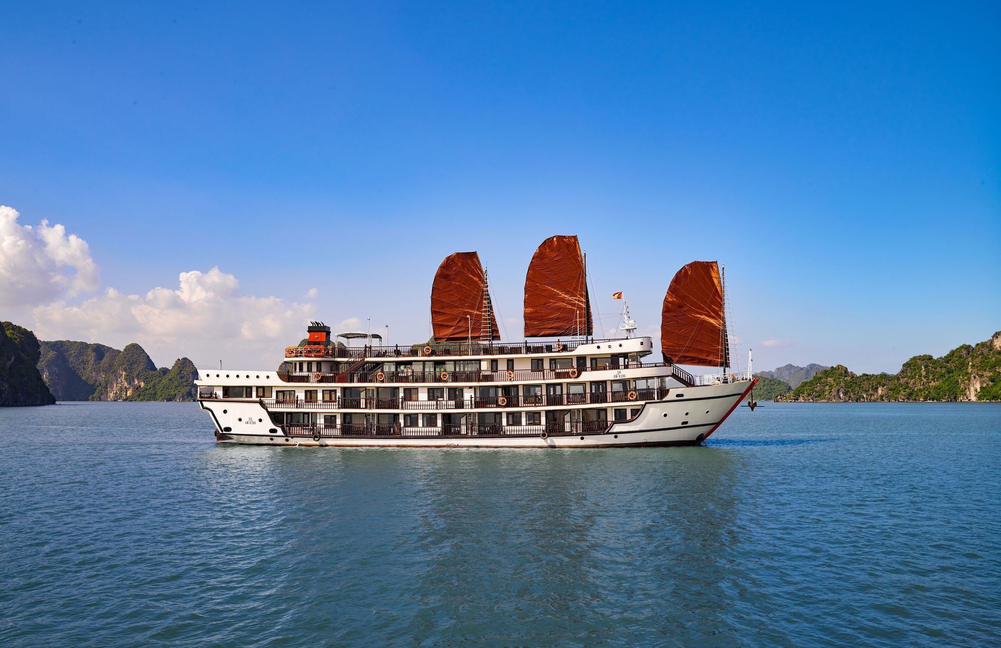 Alisa Premier Cruise 5* Hạ Long