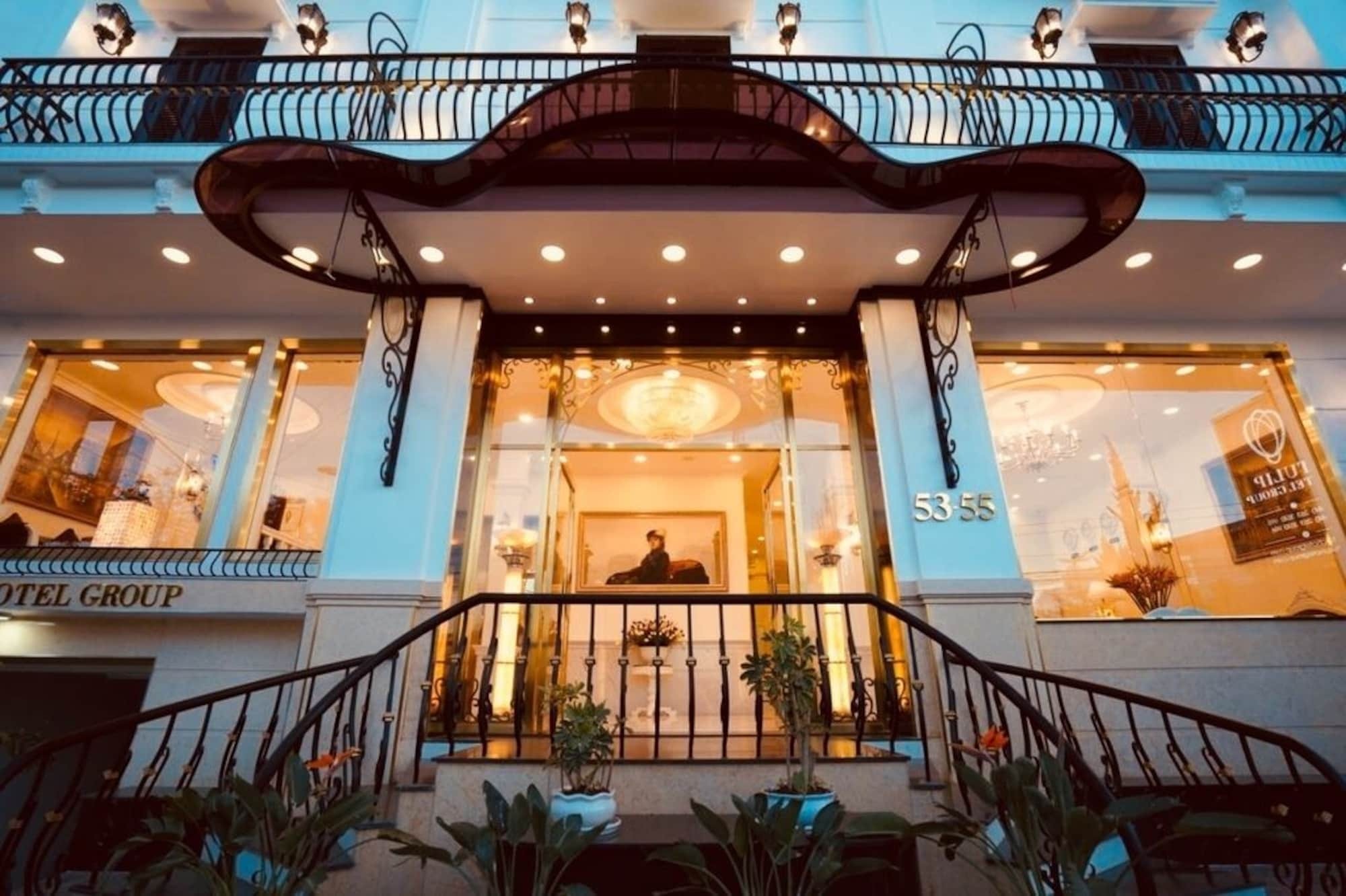 Khách sạn Tulip View 3*